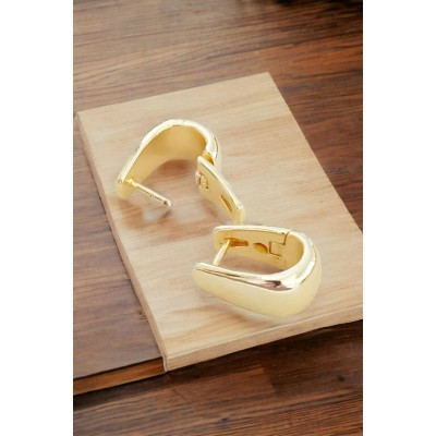 Taşsız Tasarım Altın Kaplama Bayan Çelik Küpe - Moda ve Zarafet Bir Arada