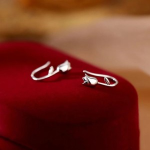 Tiny Flower Stud Earrings | Minimalist Silver Earrings for Women Gift