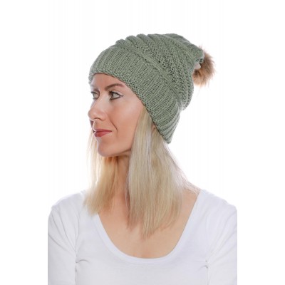 Ponponlu Tasarım Bayan Yün Fıstık Yeşili Bere - Soğuk Havalara Şıklık Katın