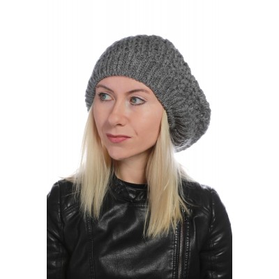 Ressam Bayan Bere Gri