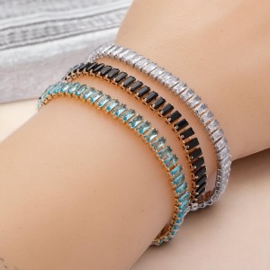 Turkuaz Taşlı Su Yolu Çelik Bileklik - Antialerjik ve Kararmaz - Gold Kaplama Turkuaz Taşlı Su Yolu Çelik Bileklik - Antialerjik ve Kararmaz - Gold Kaplama